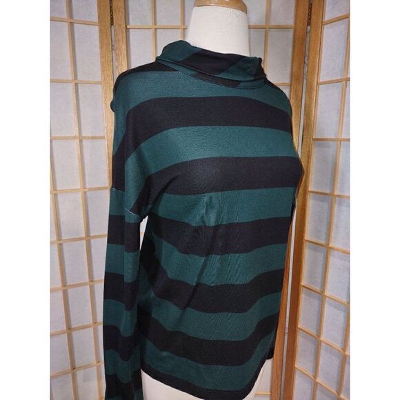 NWT Chico's Sz 0 (Sm) Striped Top - Picture 11 of 13